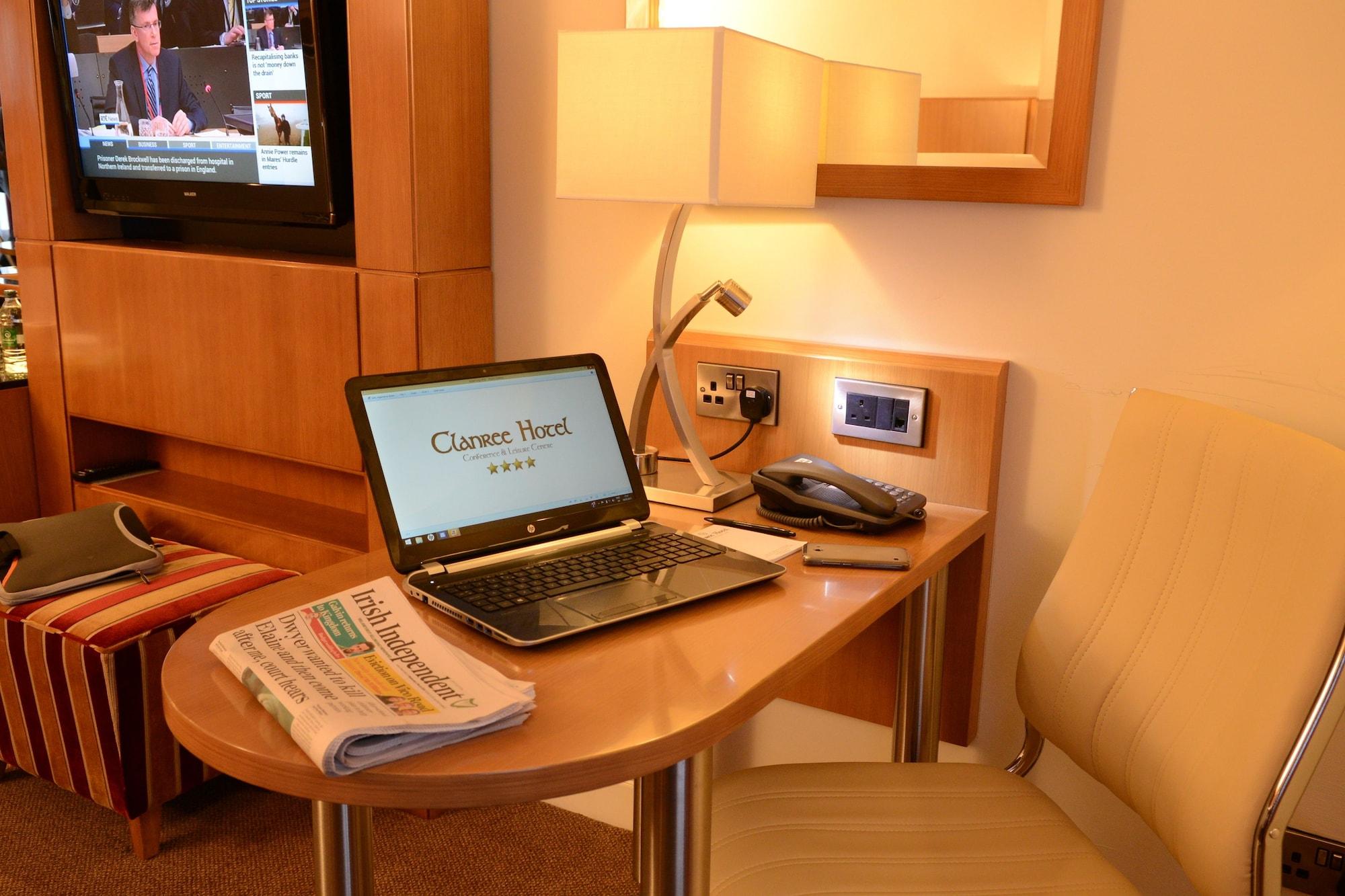Clanree Hotel & Leisure Centre 레터케니 외부 사진