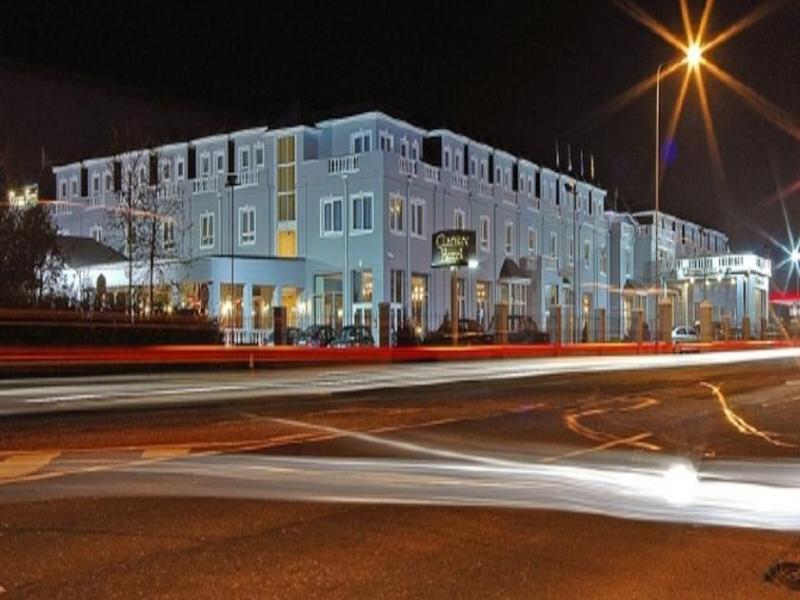 Clanree Hotel & Leisure Centre 레터케니 외부 사진